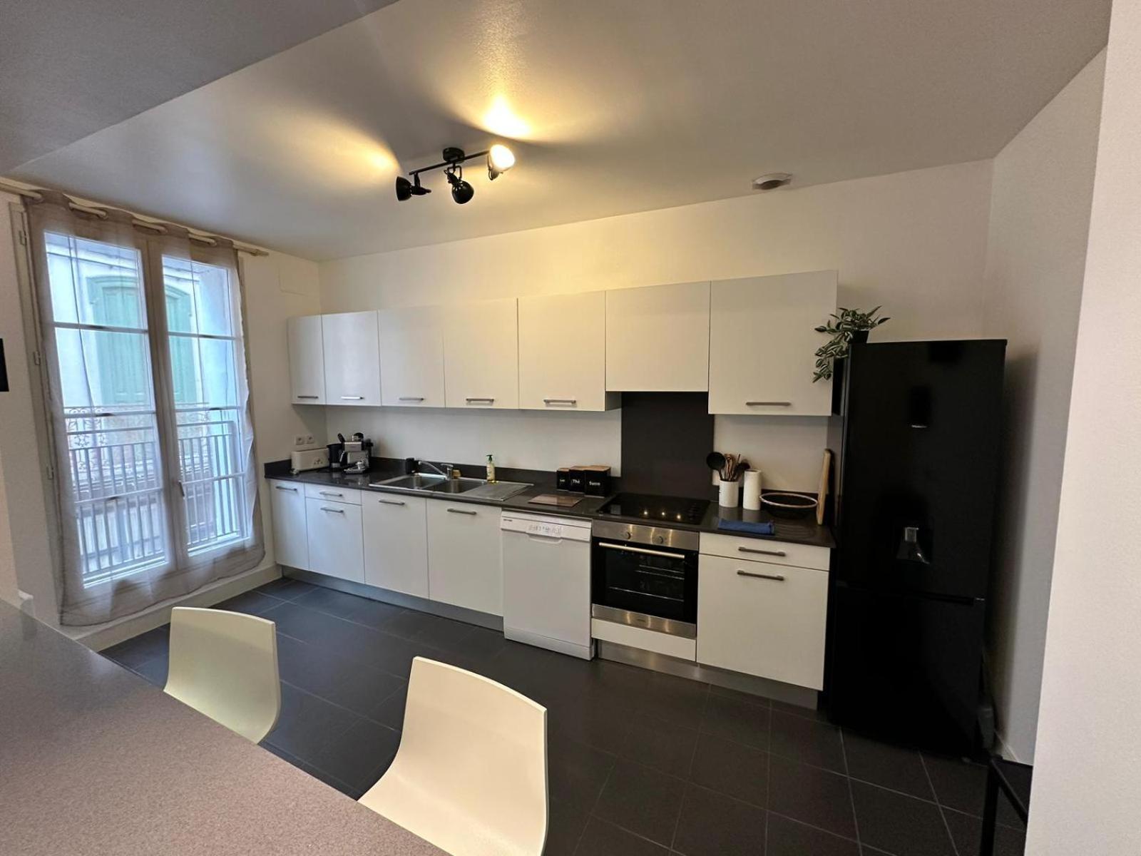 Spacieux Appartement 2 Chambres Plein Coeur De Perpignano Esterno foto